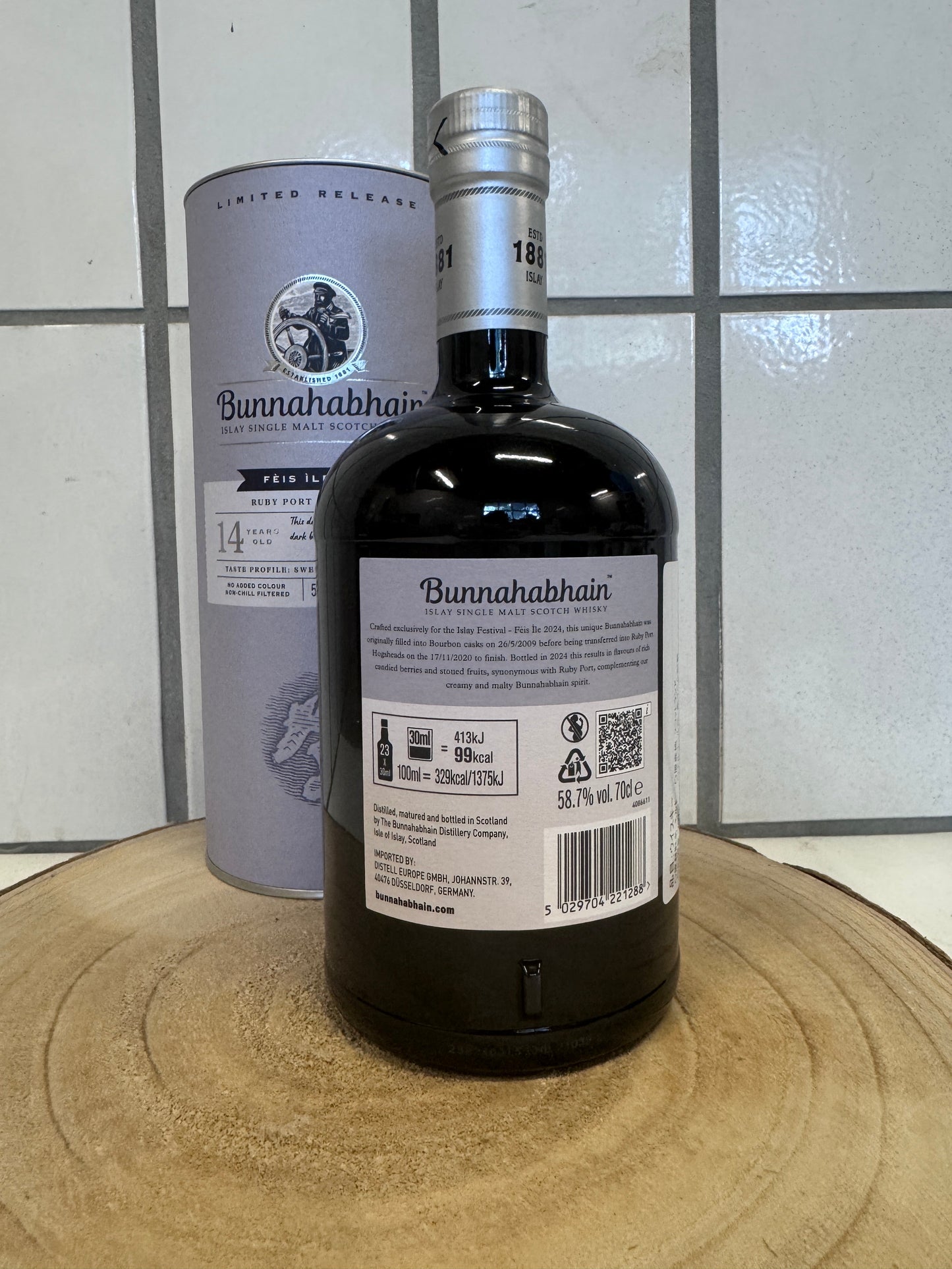 Bunnahabhain 14-year-old Fèis Ìle 2024 Ruby Port Cask Finish 58.7％