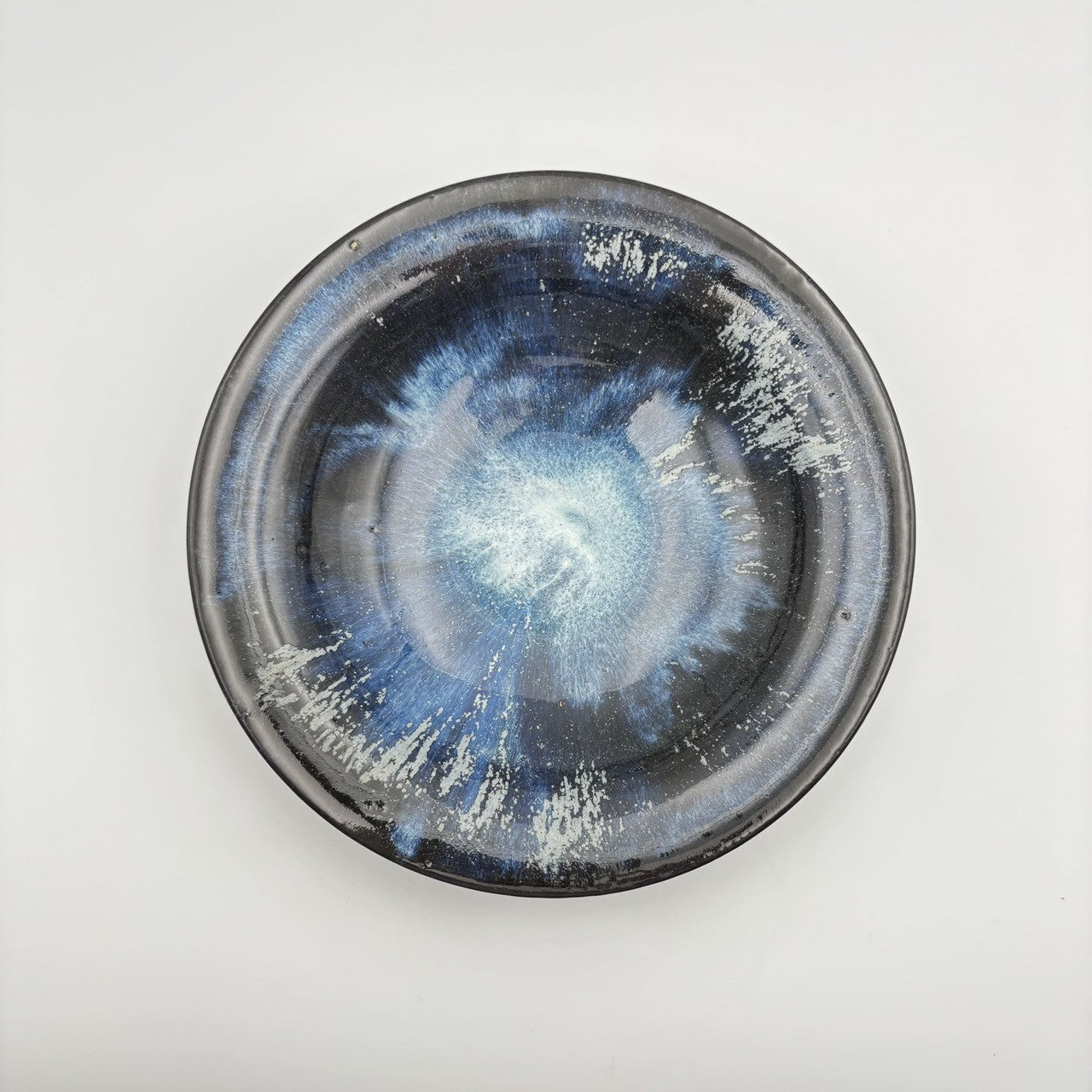 p/Shallow bowl (large) [KT8]
