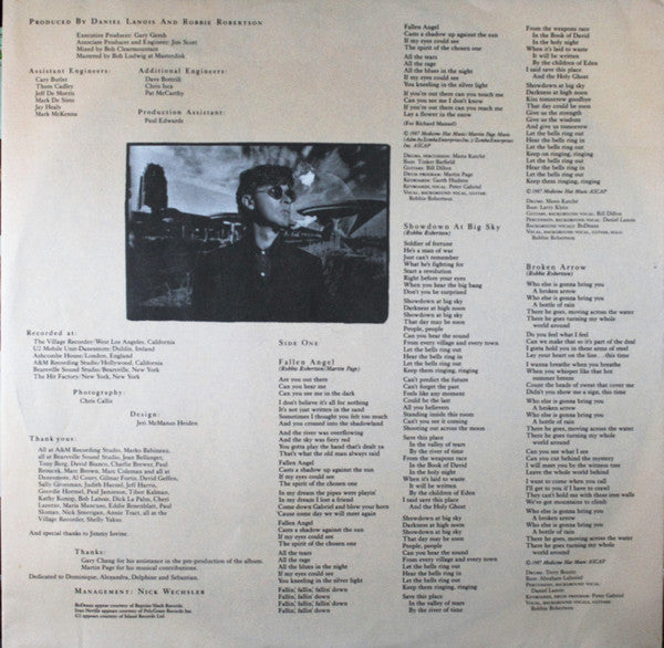 Robbie Robertson - Robbie Robertson (Vinyl, LP, Album) Very Good Plus (VG+) / Very Good Plus (VG+)
