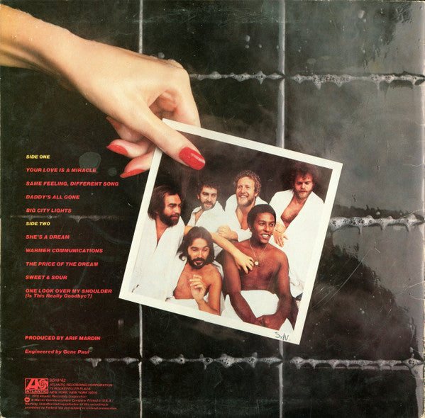 Average White Band - Warmer Communications (Vinyl, LP, Album, Stereo) Very Good (VG) / Very Good (VG)