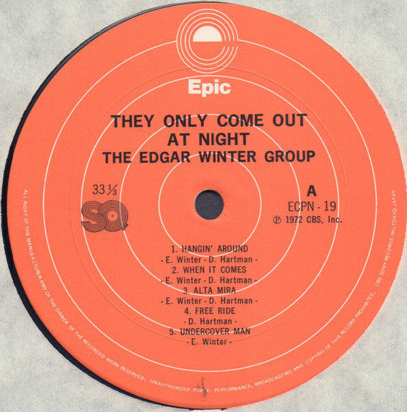 The Edgar Winter Group - They Only Come Out At Night (Vinyl, LP, Album, Quadraphonic) Very Good Plus (VG+) / Very Good (VG)