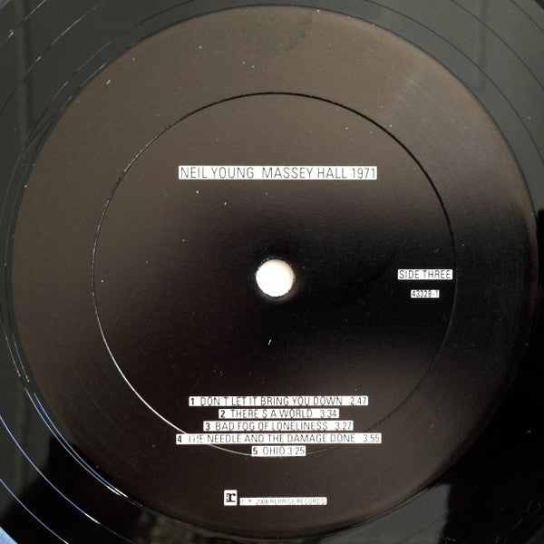 Neil Young - Massey Hall 1971 (2xVinyl, LP, Album) Very Good Plus (VG+) / Near Mint (NM or M-)