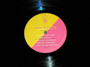 James Taylor (2) - Flag (Vinyl, LP, Album) Very Good Plus (VG+) / Very Good Plus (VG+)
