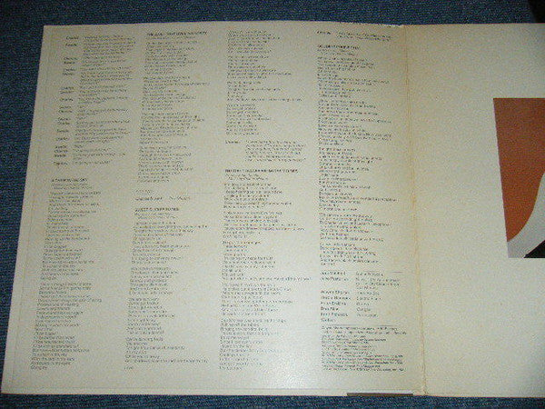 Joni Mitchell - Mingus (Vinyl, LP, Album, Stereo) Very Good Plus (VG+) / Very Good Plus (VG+)