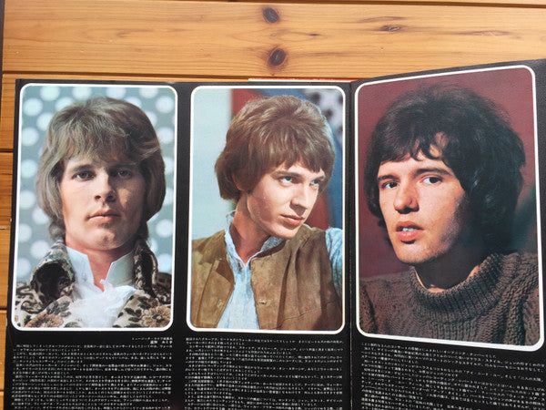 The Walker Brothers - The Walker Brothers In Japan (2xVinyl, LP, Stereo) Good Plus (G+) / Very Good Plus (VG+)