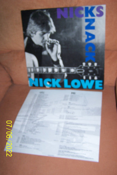 Nick Lowe - Nicks Knack (Vinyl, LP, Compilation) Very Good Plus (VG+) / Very Good Plus (VG+)