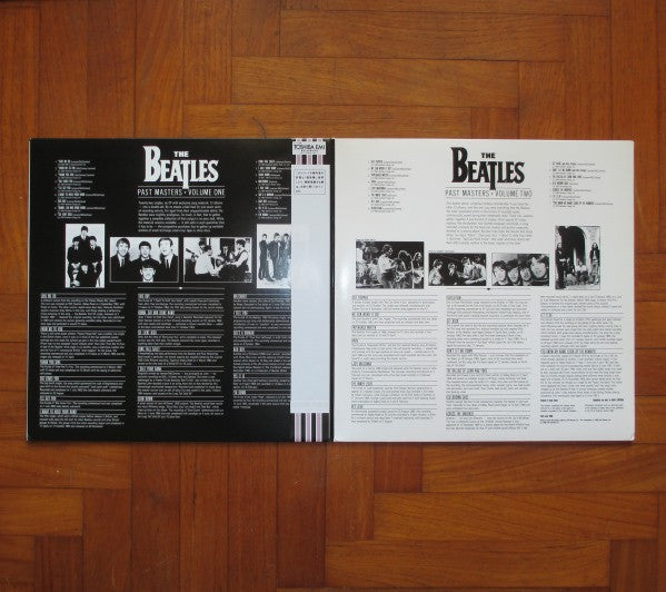 The Beatles - Past Masters Volumes One & Two (2xVinyl, LP, Compilation) Near Mint (NM or M-) / Near Mint (NM or M-)