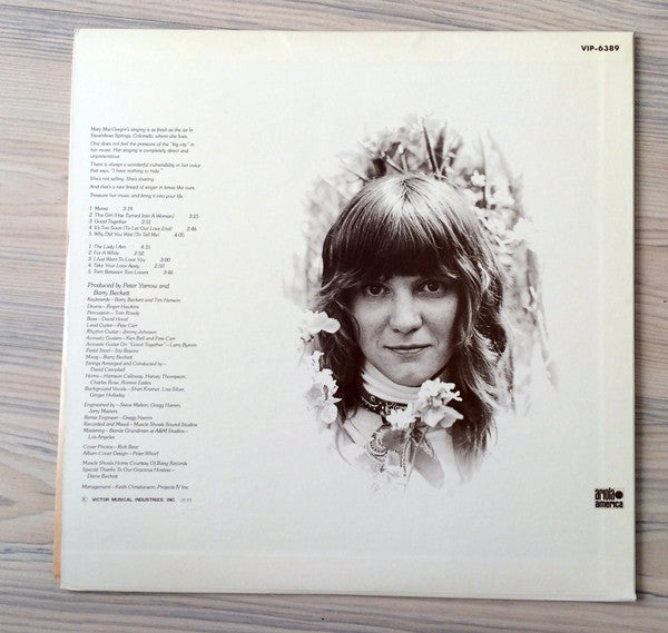 Mary MacGregor - Torn Between Two Lovers (Vinyl, LP, Album) Very Good Plus (VG+) / Very Good (VG)