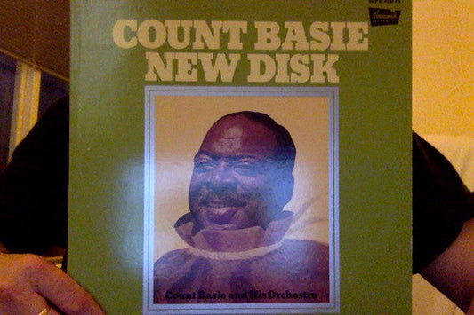 Count Basie Orchestra - Basie's In The Bag (New Disk) (Vinyl, LP, Album) Very Good (VG) / Very Good (VG)