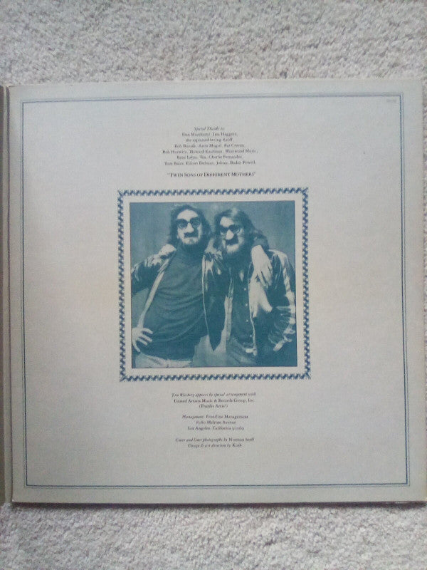 Dan Fogelberg - Twin Sons Of Different Mothers (Vinyl, LP, Album, Promo, Stereo) Good Plus (G+) / Good Plus (G+)