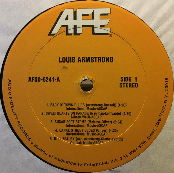 Louis Armstrong - The Definitive Album By Louis Armstrong (Vinyl, LP, Album, Stereo) Very Good (VG) / Very Good (VG)
