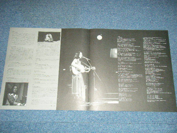 Joan Baez - Gracias A La Vida / Here's To Life (Vinyl, LP, Album) Very Good (VG) / Very Good (VG)