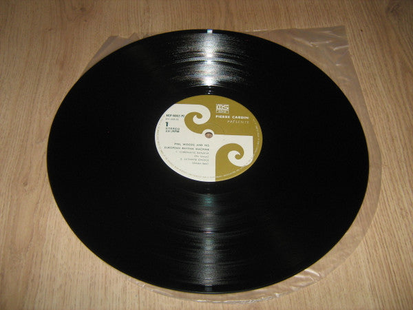 Phil Woods And His European Rhythm Machine - Phil Woods And His European Rhythm Machine (Vinyl, LP, Album) Very Good (VG) / Very Good (VG)
