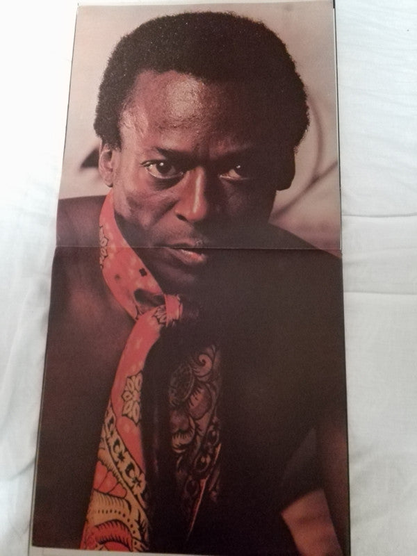 Miles Davis - Prince Of Darkness (2xVinyl, LP, Compilation, Stereo) Very Good (VG) / Very Good (VG)