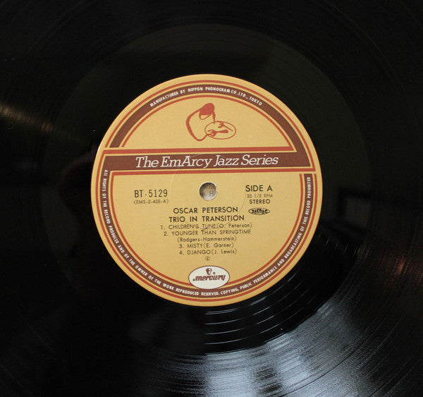 Oscar Peterson - Trio In Transition (2xVinyl, LP, Album, Compilation) Very Good Plus (VG+) / Very Good Plus (VG+)