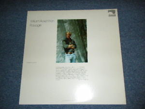 William Ackerman - Passage (Vinyl, LP, Album) Very Good Plus (VG+) / Very Good Plus (VG+)