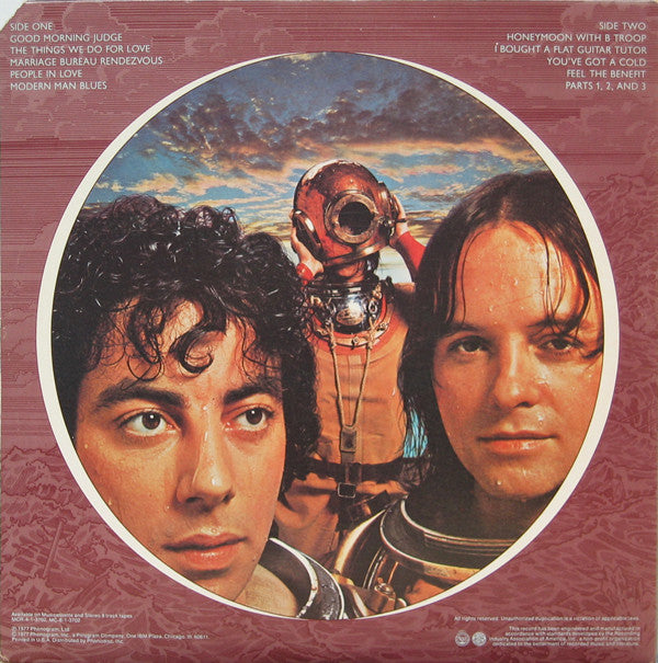 10cc - Deceptive Bends (Vinyl, LP, Album, Stereo) Very Good Plus (VG+) / Very Good Plus (VG+)