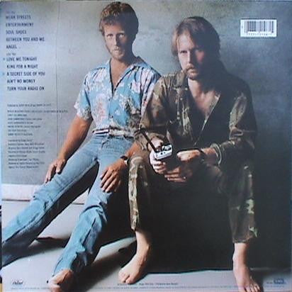 Roger McGuinn - McGuinn-Hillman (Vinyl, LP, Album) Very Good Plus (VG+) / Very Good Plus (VG+)