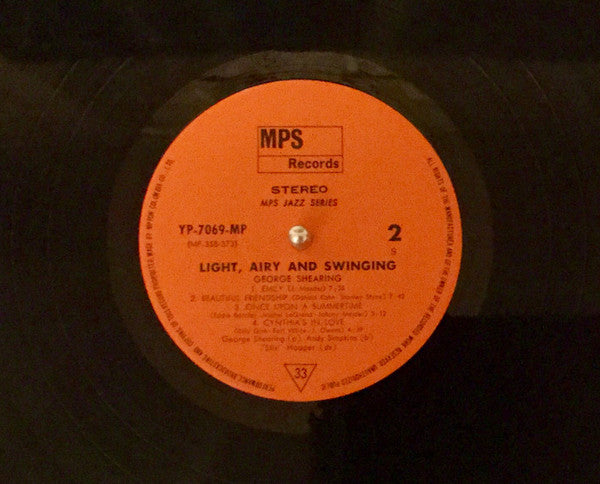 George Shearing - Light, Airy & Swinging (Vinyl, LP, Album, Stereo) Very Good Plus (VG+) / Very Good Plus (VG+)