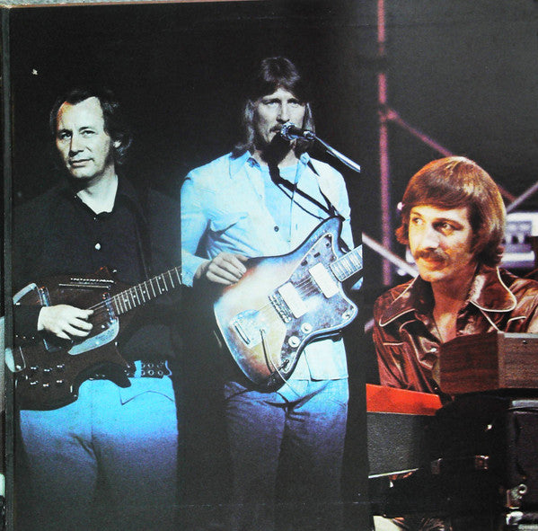 The Ventures - The Ventures On Stage '74 (2xVinyl, LP) Very Good (VG) / Very Good (VG)