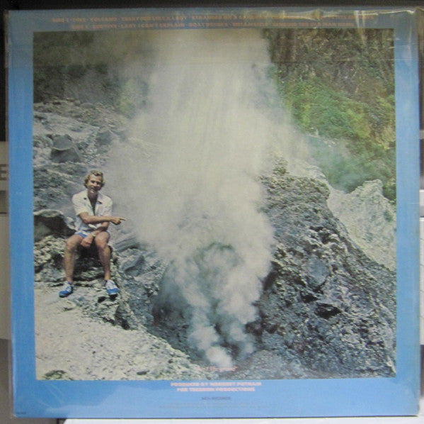 Jimmy Buffett - Volcano (Vinyl, LP, Album) Very Good (VG) / Very Good (VG)