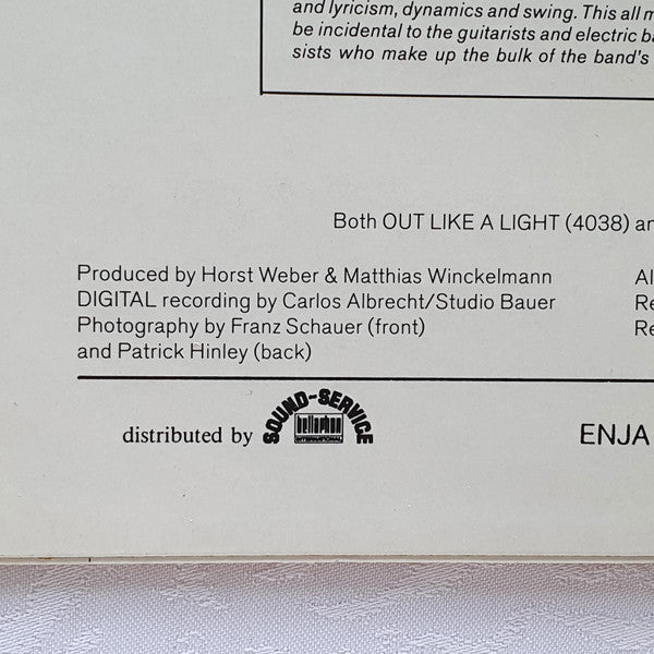 John Scofield Trio - Out Like A Light (Vinyl, LP, Album) Very Good Plus (VG+) / Good Plus (G+)