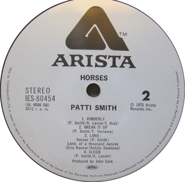 Patti Smith - Horses (Vinyl, LP, Album) Near Mint (NM or M-) / Very Good Plus (VG+)