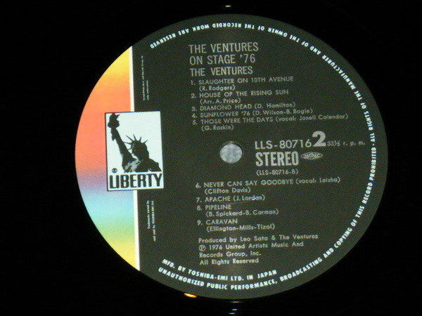 The Ventures - The Ventures On Stage '76 (Vinyl, LP, Album) Very Good Plus (VG+) / Very Good Plus (VG+)