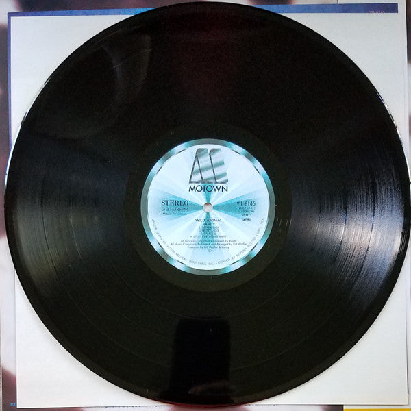 Vanity - Wild Animal = ワイルド・アニマル (Vinyl, LP, Album, Stereo) Very Good Plus (VG+) / Very Good Plus (VG+)