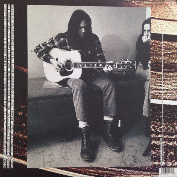 Neil Young - Massey Hall 1971 (2xVinyl, LP, Album) Very Good Plus (VG+) / Near Mint (NM or M-)