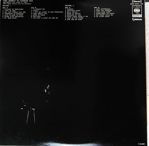 Tony Bennett - At Carnegie Hall Recorded Live June 9, 1962 (2xVinyl, LP, Reissue, Stereo) Very Good Plus (VG+) / Very Good (VG)