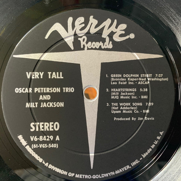 The Oscar Peterson Trio - Very Tall (Vinyl, LP, Album, Stereo) Very Good Plus (VG+) / Good Plus (G+)
