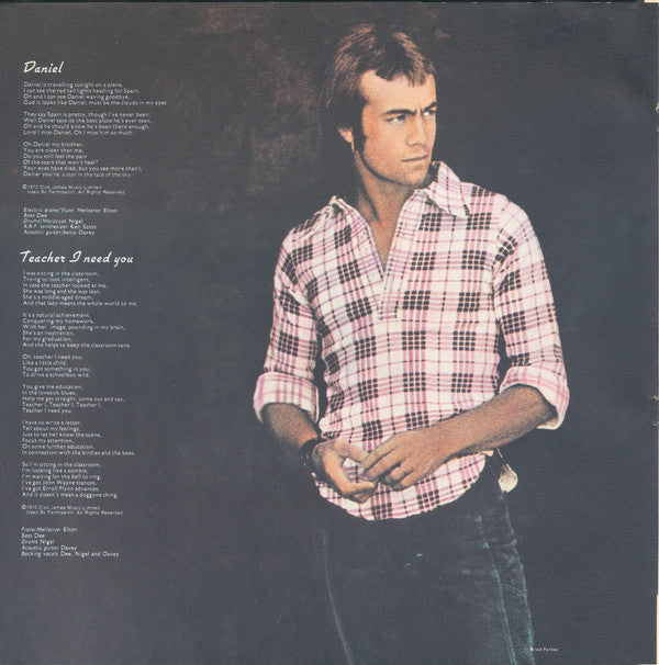 Elton John - Don't Shoot Me I'm Only The Piano Player (Vinyl, LP, Album, Reissue) Very Good (VG) / Very Good (VG)