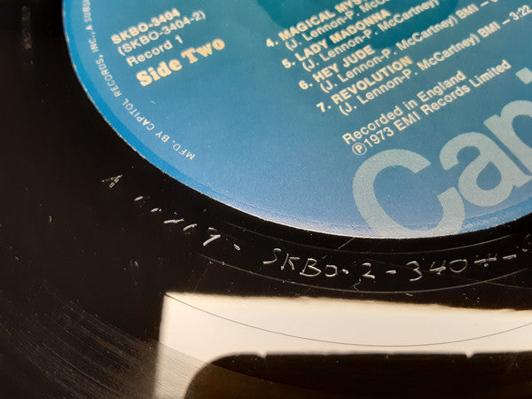 The Beatles - 1967-1970 (2xVinyl, LP, Compilation, Mispress, Reissue) Good Plus (G+) / Good Plus (G+)