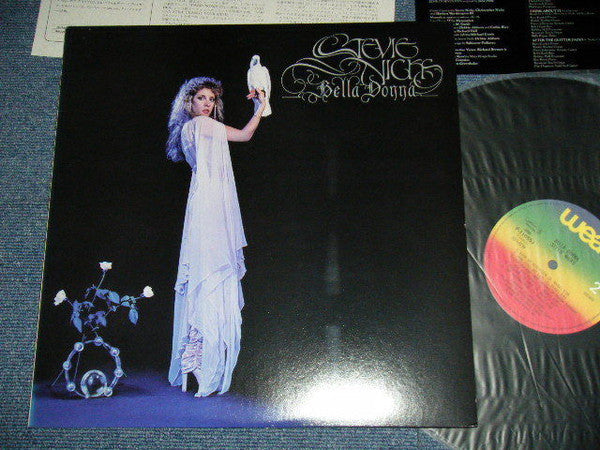 Stevie Nicks - Bella Donna (Vinyl, LP, Album) Very Good Plus (VG+) / Very Good Plus (VG+)