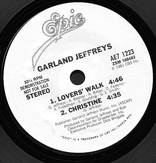 Garland Jeffreys - Escape Artist (Vinyl, Vinyl, LP, Album, Stereo, 7", 33 ⅓ RPM, EP, Promo, Stereo) Very Good Plus (VG+) / Very Good Plus (VG+)