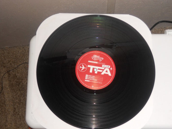 Tommy february6 - Tommy Airline (2xVinyl, LP, Album, Limited Edition, Stereo) Very Good (VG) / Very Good (VG)