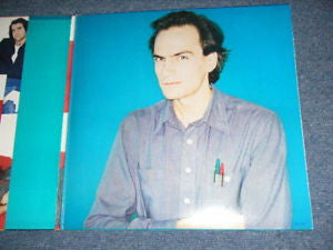 James Taylor (2) - Flag (Vinyl, LP, Album) Very Good Plus (VG+) / Very Good Plus (VG+)