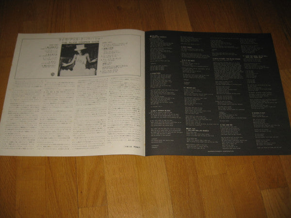 Alice Cooper (2) - The Alice Cooper Show (Vinyl, LP, Album) Very Good Plus (VG+) / Very Good Plus (VG+)