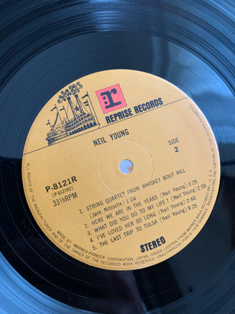 Neil Young - Neil Young (Vinyl, LP, Album, Reissue, Stereo) Very Good (VG) / Very Good Plus (VG+)