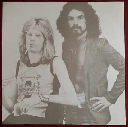 Daryl Hall & John Oates - War Babies (Vinyl, LP, Album, Promo, Reissue) Near Mint (NM or M-) / Very Good Plus (VG+)