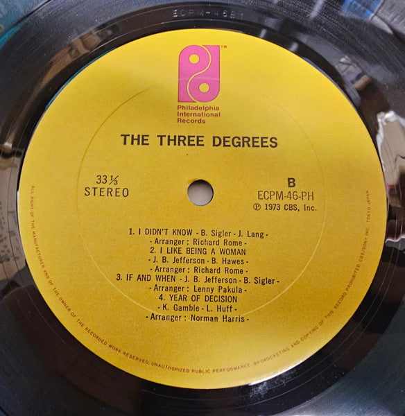 The Three Degrees - The Three Degrees (Vinyl, LP, Album) Good Plus (G+) / Very Good (VG)