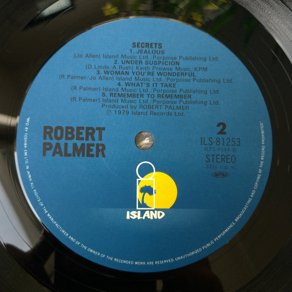 Robert Palmer - Secrets (Vinyl, LP, Album) Good Plus (G+) / Very Good (VG)
