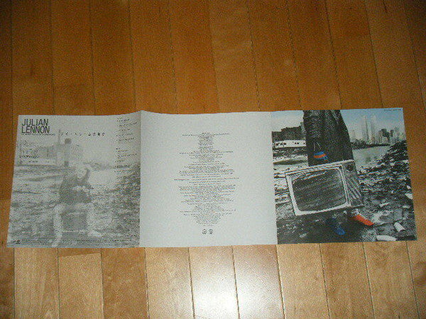 Julian Lennon - The Secret Value Of Daydreaming (Vinyl, LP, Album) Near Mint (NM or M-) / Near Mint (NM or M-)