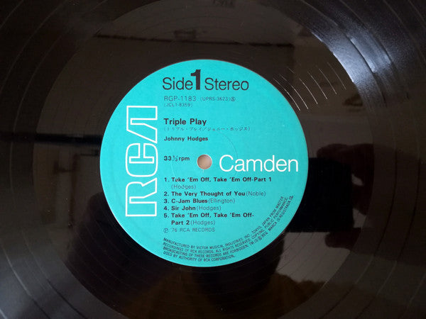 Johnny Hodges - Triple Play (Vinyl, LP, Stereo) Very Good Plus (VG+) / Very Good Plus (VG+)