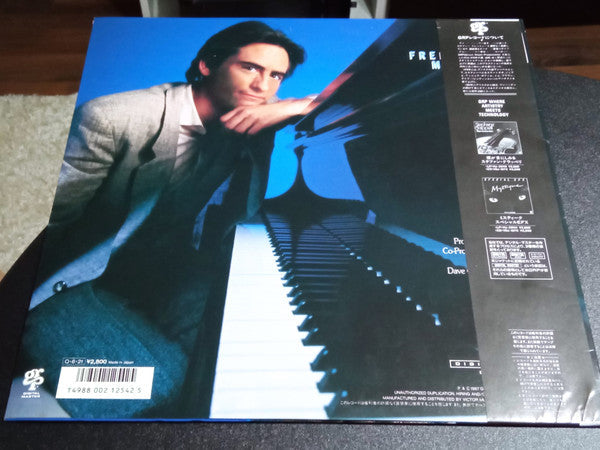 David Benoit - Freedom At Midnight (Vinyl, LP, Album) Very Good Plus (VG+) / Very Good Plus (VG+)