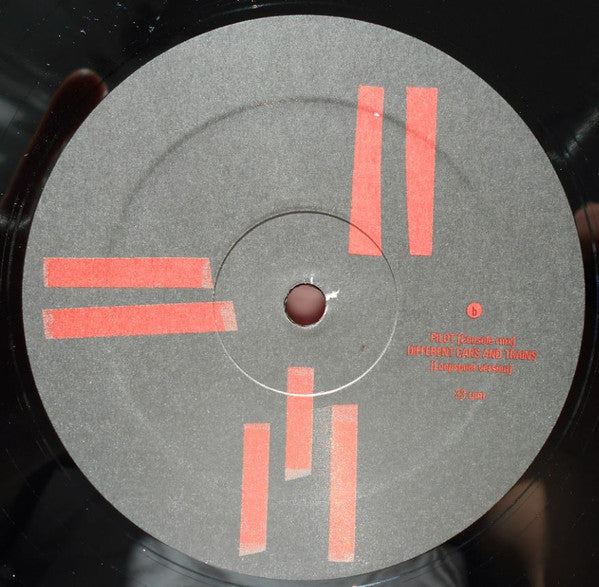 The Notwist - Pilot (Vinyl, 12", 33 ⅓ RPM) Very Good (VG) / Very Good (VG)