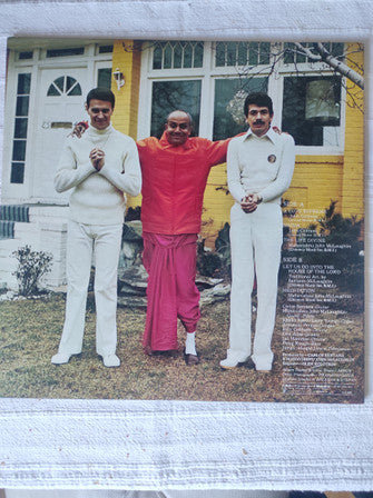 John McLaughlin - Love Devotion Surrender  (Vinyl, LP, Album, Promo, Stereo) Very Good Plus (VG+) / Good Plus (G+)