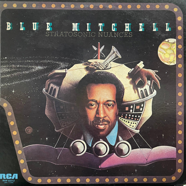 Blue Mitchell - Stratosonic Nuances (Vinyl, LP, Album) Very Good Plus (VG+) / Very Good Plus (VG+)