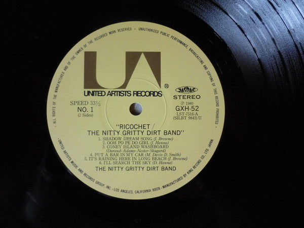Nitty Gritty Dirt Band - Ricochet (Vinyl, LP, Album, Reissue, Stereo) Very Good Plus (VG+) / Very Good Plus (VG+)